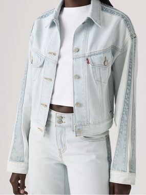 Levi’s Shrunken 90’s Trucker Jacket
